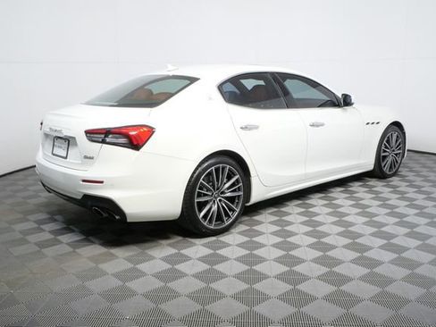 Used 2021 Maserati Ghibli S image 24