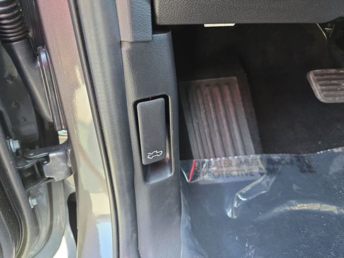 Used 2025 Ford Ranger XLT RWD image 32