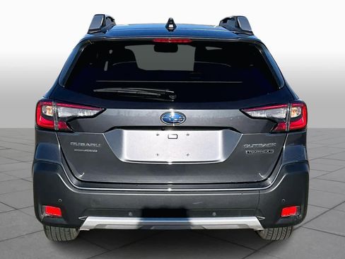 Used 2025 Subaru Outback Touring XT image 5