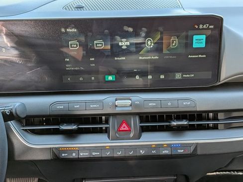 Certified 2025 Kia K4 FWD image 18