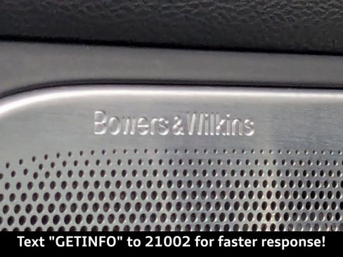 Used 2019 Volvo S60 T8 R-Design image 29