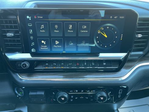 Used 2023 Chevrolet Silverado 1500 LT Trail Boss w/ Convenience Package II image 10