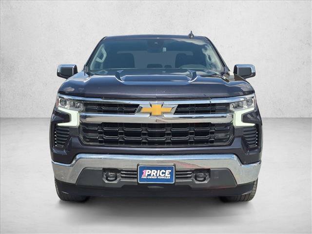 Used 2022 Chevrolet Silverado 1500 LT AWD/4WD image 2