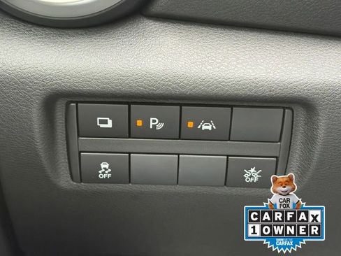 Used 2025 Nissan Versa S image 16