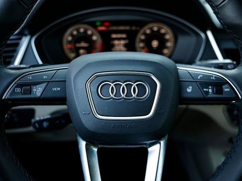 Certified 2025 Audi Q5 2.0T Premium Plus w/ Premium Plus Package image 32