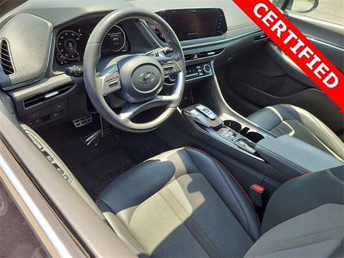 Used 2023 Hyundai Sonata SEL Plus image 2