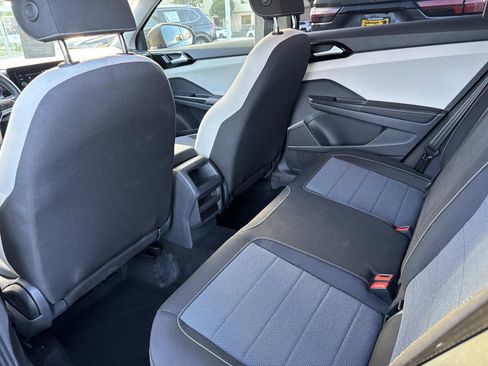 Certified 2025 Volkswagen Taos S image 10