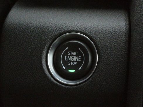New 2025 GMC Acadia AT4 w/ Luxury Package AWD/4WD image 11
