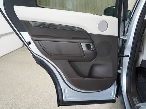 Used 2018 Land Rover Discovery HSE Luxury AWD/4WD image 37