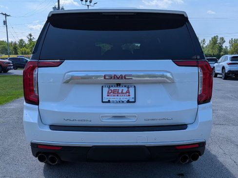 Used 2024 GMC Yukon XL Denali AWD/4WD image 9