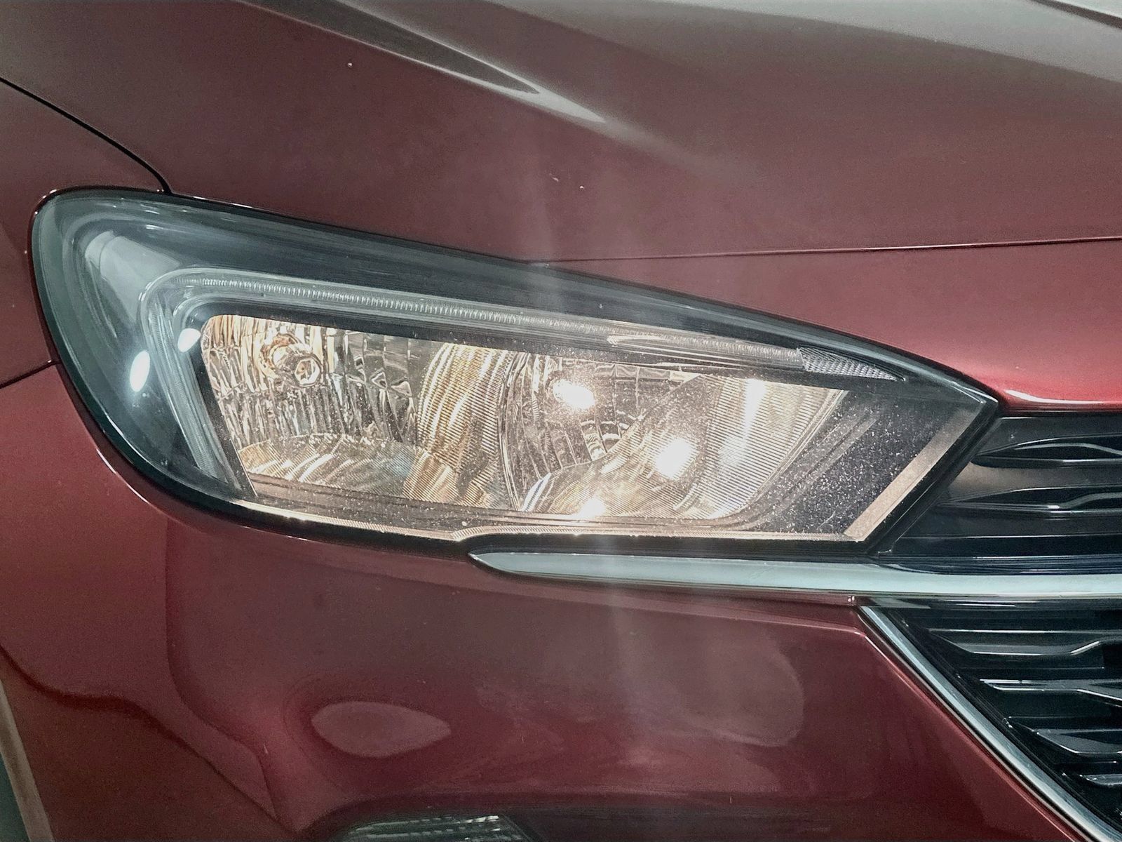 Used 2023 Buick Encore GX Select AWD/4WD image 9