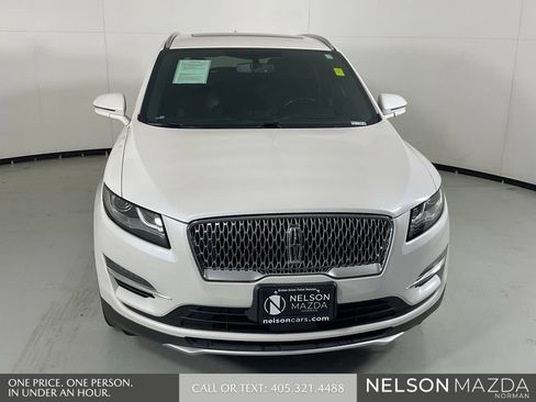 Used 2019 Lincoln MKC Select w/ Select Plus Package FWD image 2