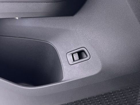 New 2025 Volkswagen Atlas SEL image 29