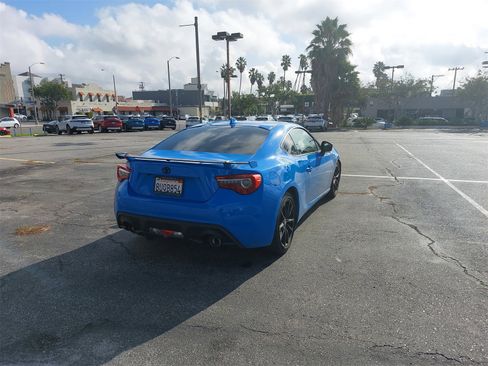 Used 2020 Toyota 86 image 7