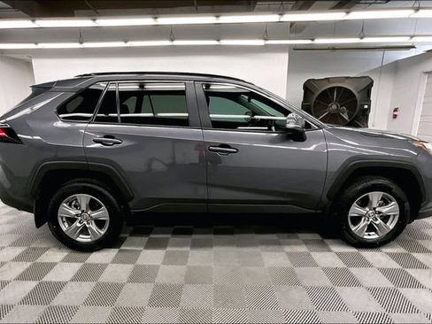 Used 2024 Toyota RAV4 XLE AWD/4WD image 15