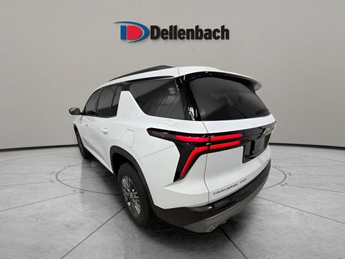 Used 2026 Chevrolet Traverse LT AWD/4WD image 3