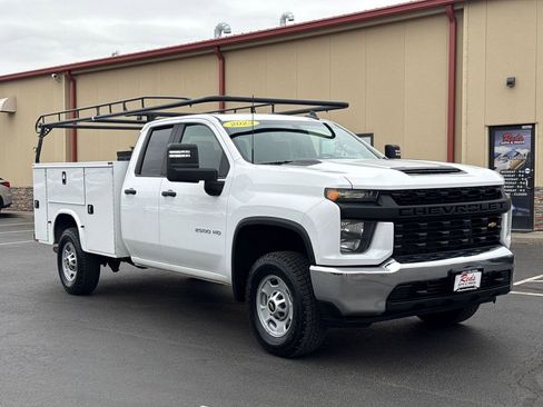 Used 2023 Chevrolet Silverado 2500 W/T w/ WT Convenience Package image 2