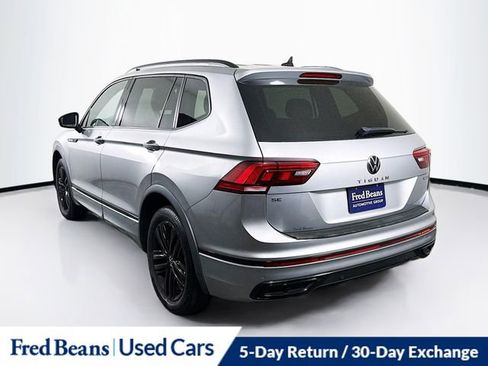 Used 2022 Volkswagen Tiguan SE R-Line AWD/4WD image 5