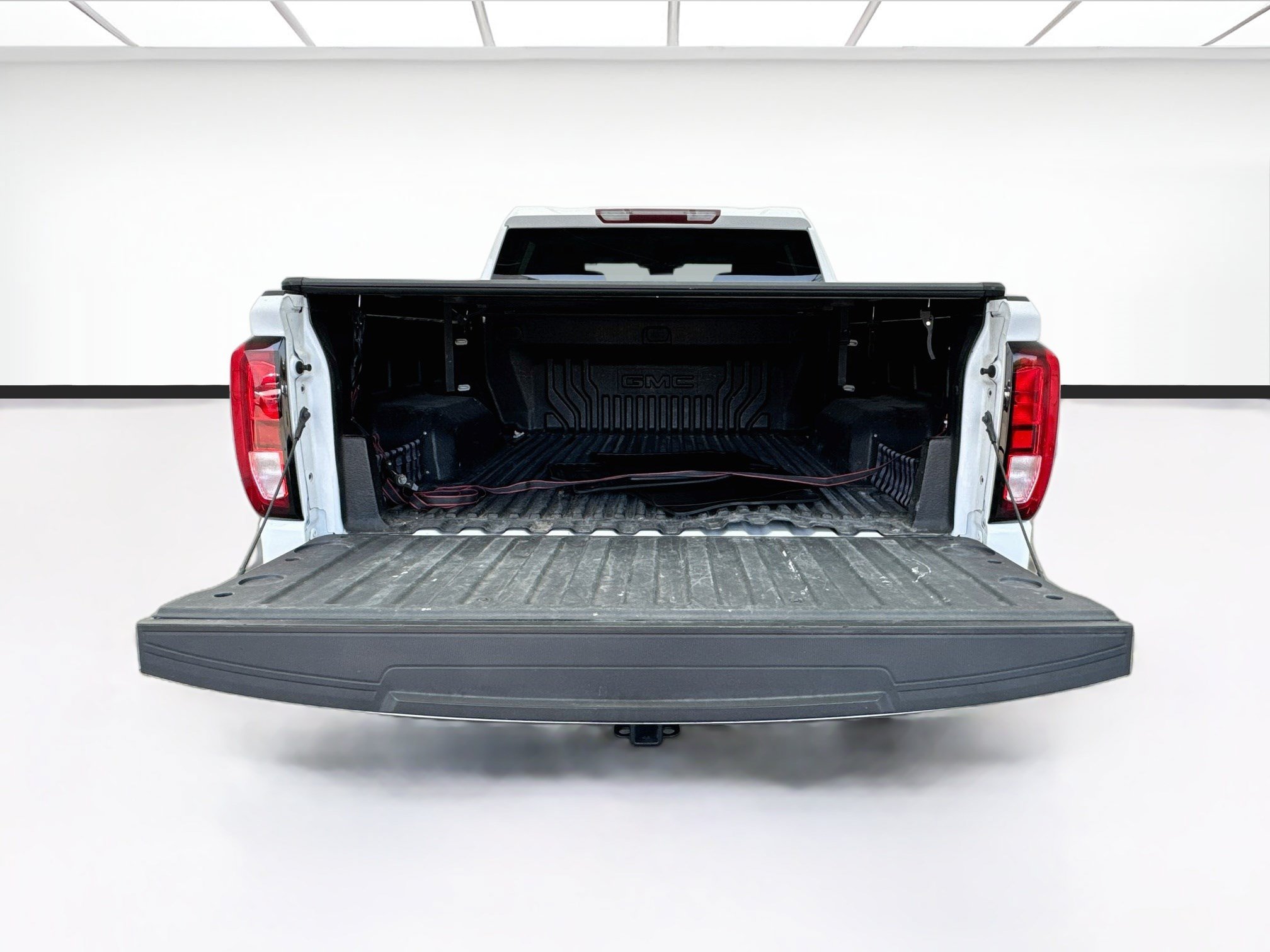 Used 2024 GMC Sierra 1500 Elevation AWD/4WD image 17