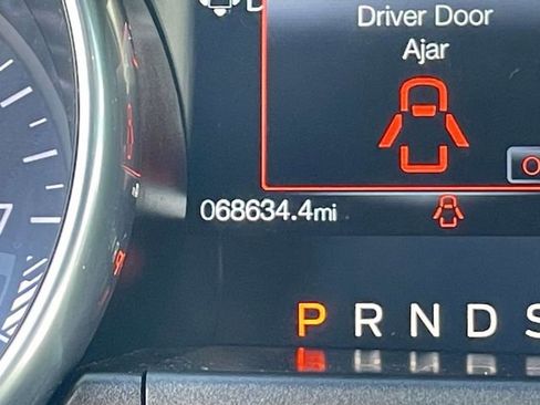 Used 2018 Ford Mustang GT Premium w/ GT Performance Package RWD image 23