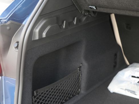 Certified 2025 BMW X1 xDrive28i w/ Convenience Package image 39