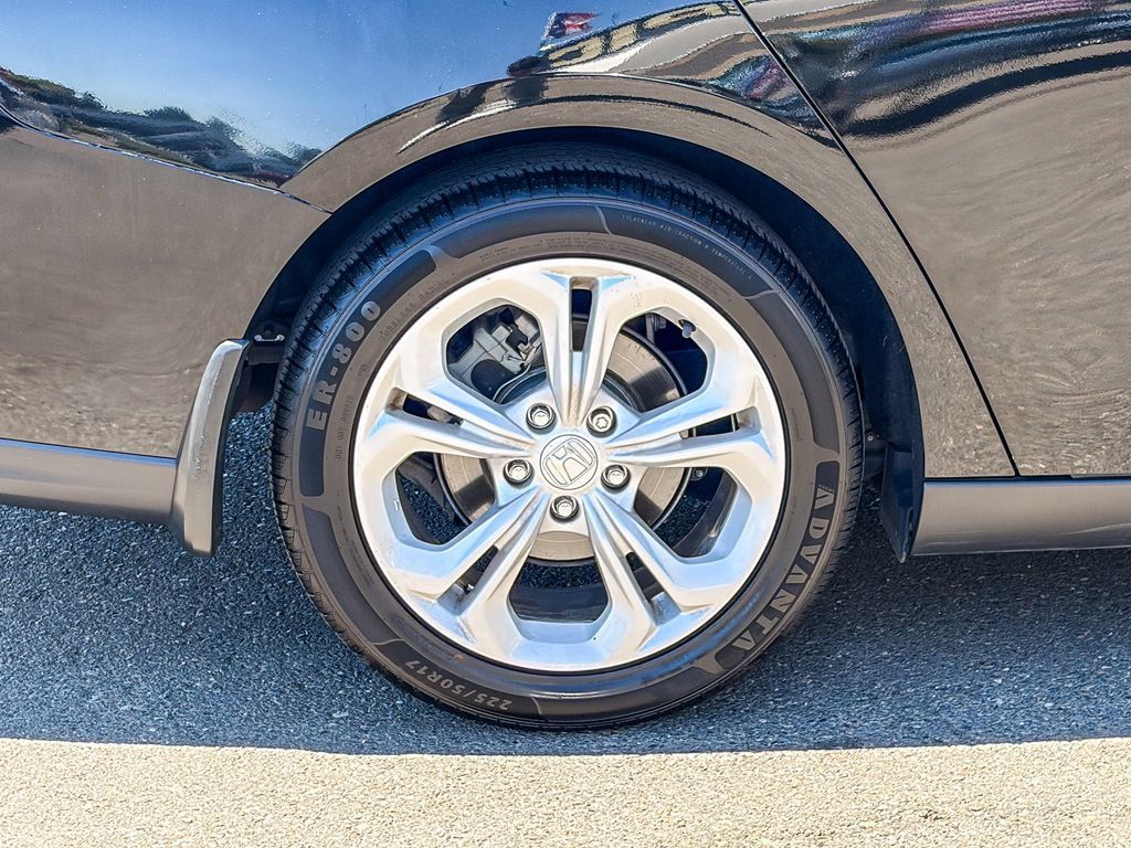 Used 2023 Honda Accord EX image 13