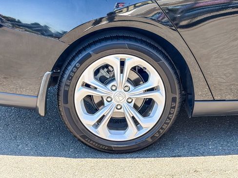 Used 2023 Honda Accord EX image 13