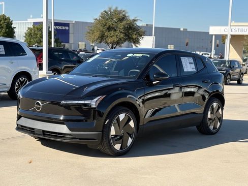 New 2026 Volvo EX30 Plus image 3
