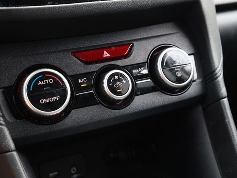Certified 2022 Subaru Crosstrek 2.0i AWD/4WD image 14