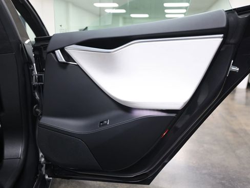 Used 2017 Tesla Model S 100D image 38