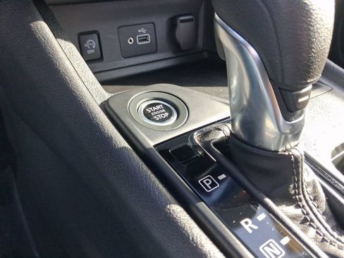 Used 2024 Nissan Sentra S FWD image 21