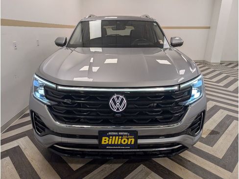 Used 2024 Volkswagen Atlas SEL Premium R-Line image 28