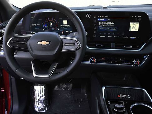 New 2026 Chevrolet Equinox LT w/ Convenience Package II image 12