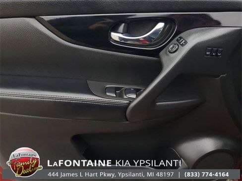 Used 2021 Nissan Rogue Sport SL w/ Premium Package image 14