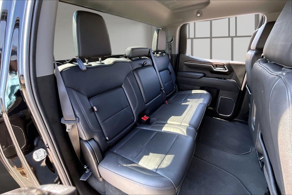 Used 2025 GMC Sierra 1500 SLT RWD image 25
