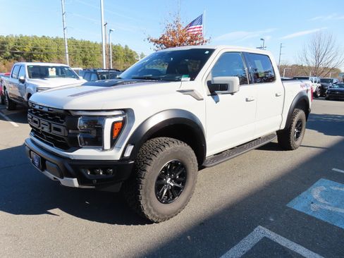 Used 2024 Ford F150 Raptor image 3