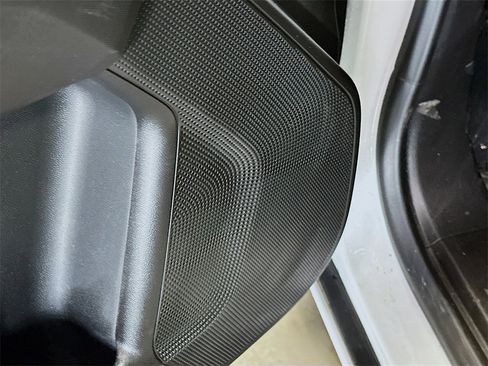 New 2024 Chevrolet Colorado LT w/ LT Convenience Package II image 20