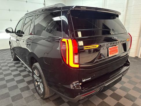 Used 2025 Ford Expedition Platinum w/ Stealth Performance Package AWD/4WD image 7