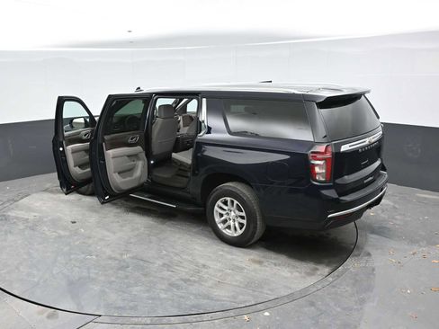 Used 2022 Chevrolet Suburban LS AWD/4WD image 51