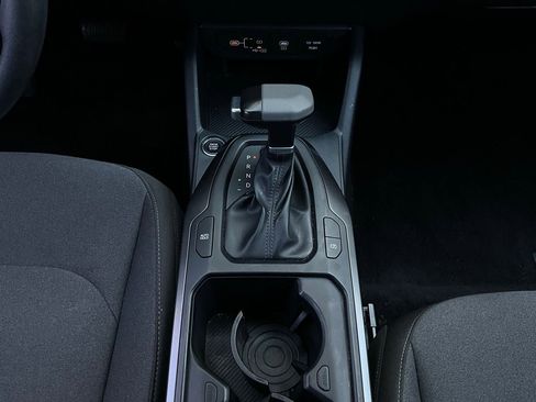 Used 2025 Kia K4 LXS image 14