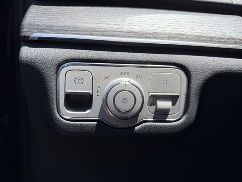 Certified 2022 Mercedes-Benz GLE 350 4MATIC image 17