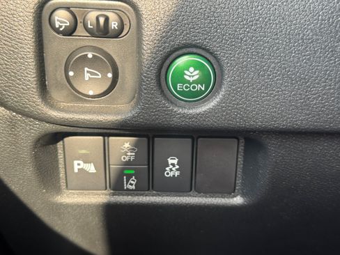Used 2021 Honda Pilot Elite image 19