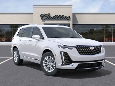 New 2025 Cadillac XT6 Luxury image 7