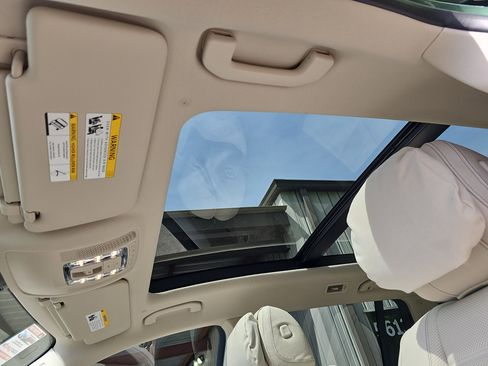 New 2026 Mercedes-Benz GLS 450 4MATIC image 32