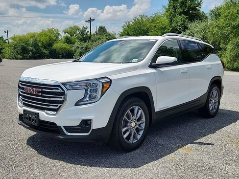 Used 2023 GMC Terrain SLT FWD image 3