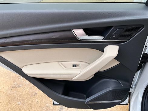 Used 2020 Audi Q5 2.0T Premium Plus image 15