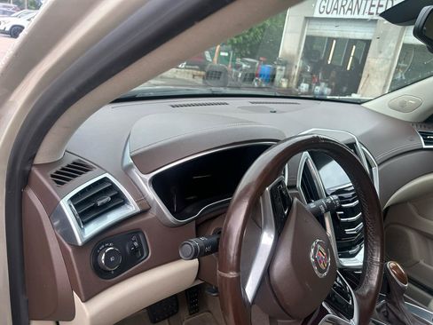 Used 2014 Cadillac SRX Performance AWD/4WD image 15