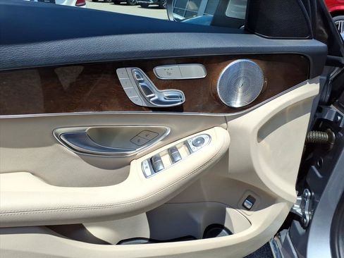Used 2016 Mercedes-Benz C 300 Sedan image 13