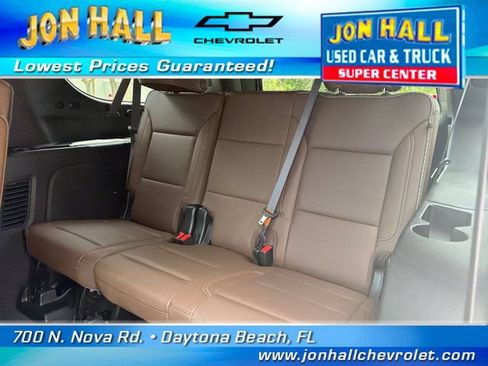 Used 2023 Chevrolet Suburban High Country AWD/4WD image 24
