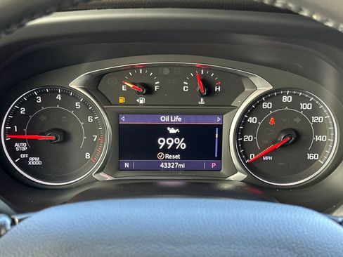 Used 2022 GMC Acadia SLT FWD image 35